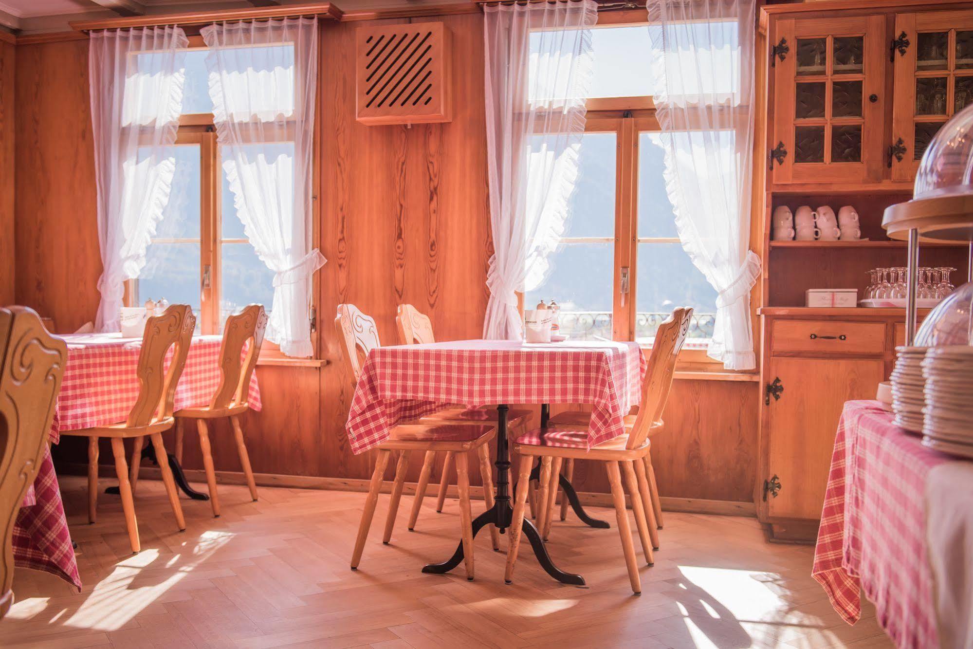 Gasthof Schoenegg B&B Ringgenberg Exterior photo